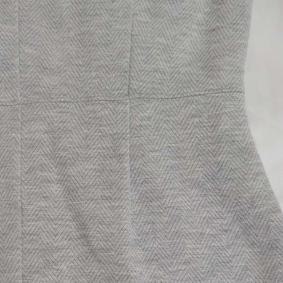 Banana Republic Herringbone Cap Sleeve Dress, Color Gray Size 6 - Picture 5 of 14